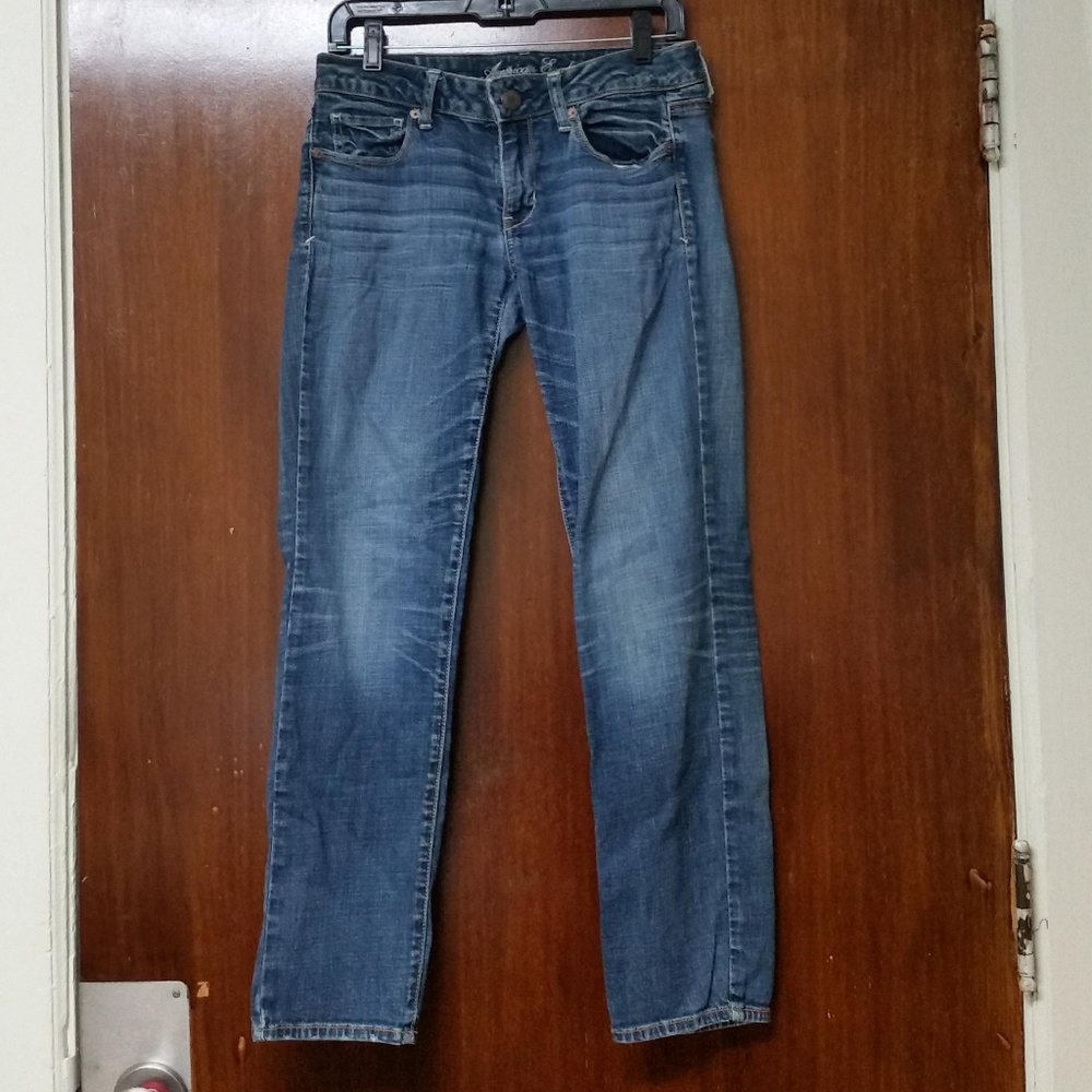 Skinny AMERICAN EAGLE jeans.  Women's size 6.